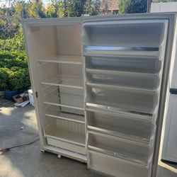 Kenmore Upright Freezer Works Great 