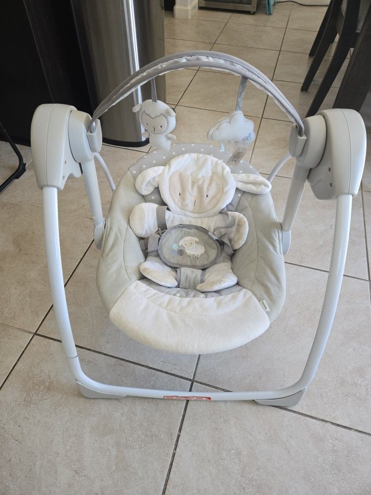 Ingenuity Comfort 2 Go Portable Compact Baby Swing