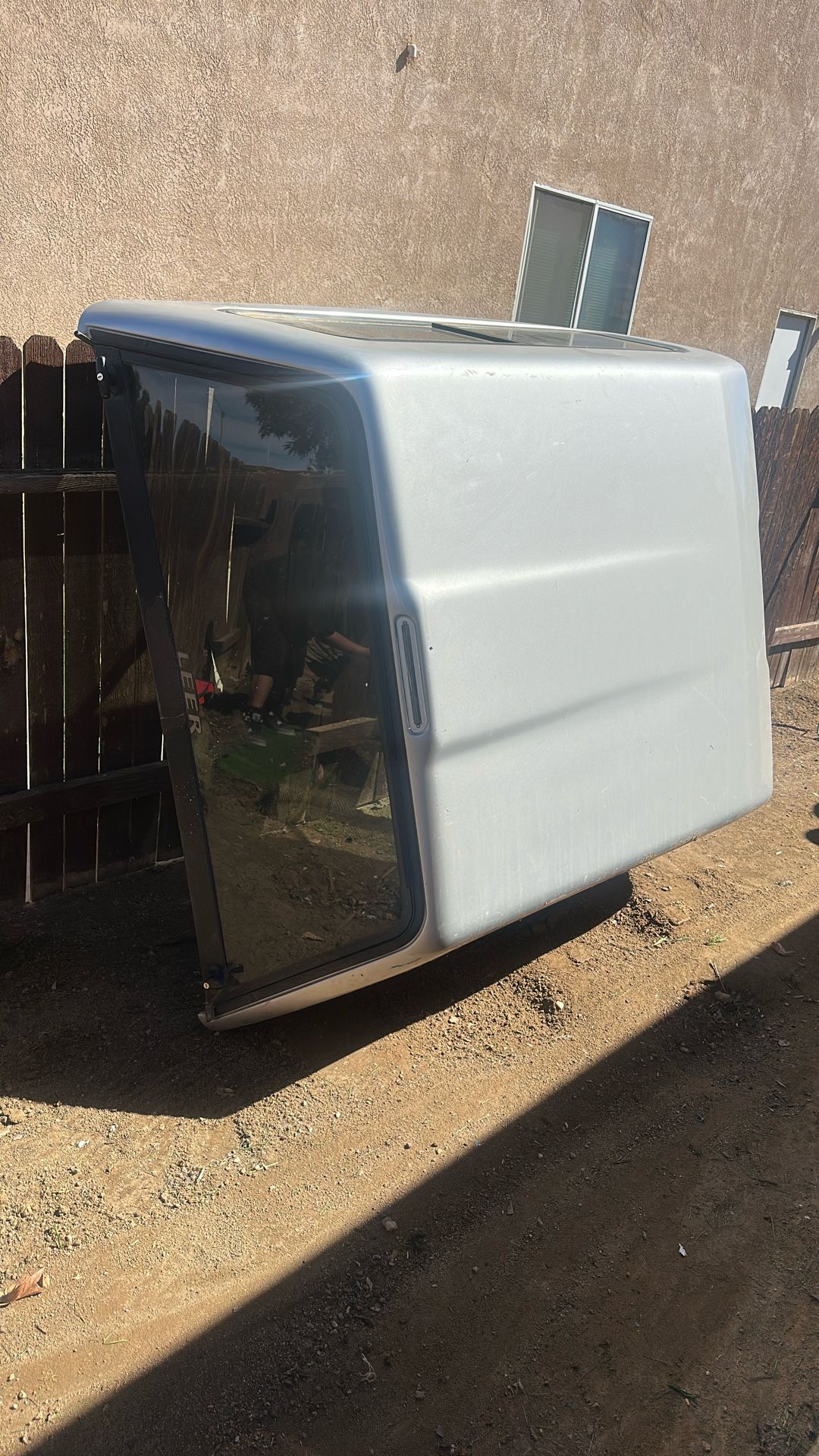 Truck Topper Was On A 1500 Ram