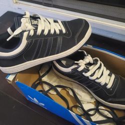 Adidas Blue Size 6