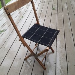Vintage Folding Wooden Chair.