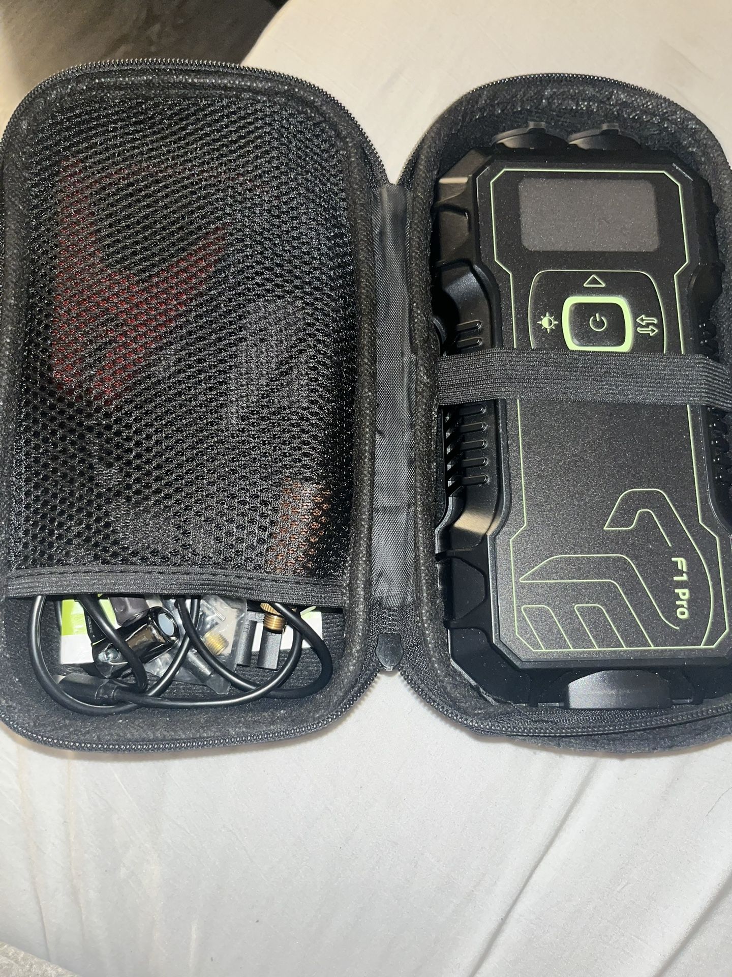 Car Jumper / Air Pump/ Flash Light All In 1