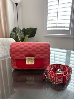 Michael Kors Crossbody