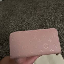 LV Womens Wallet