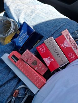 Hi end make up bundle $30