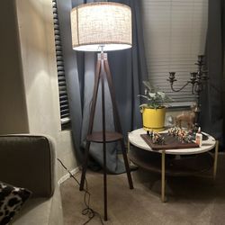 Beautiful Mid Century Modern Lamp  $25.00!! 