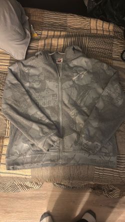 Assali hoodie size L NOT FREE SEND OFFERS OVER 70$