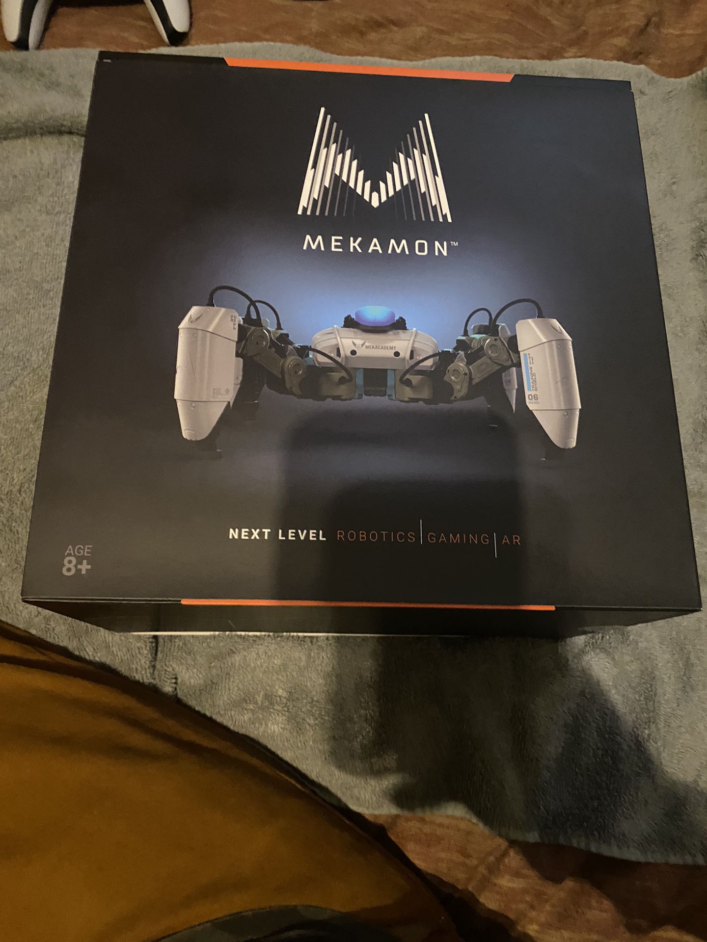 Mekamon Berserker V1 Gaming Robot - US (White) You thought your gaming rig was next level? Meet MekaMon, the world's first gaming robot. A real life b
