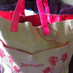 Juice Couture tote beach sports carrying bag like new and great brand