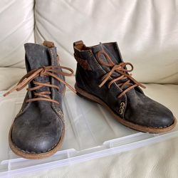 Born Size 10 Leather Boots Lace Up Booties Brown Suede Braided Accent
