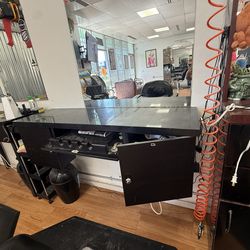 Barber station wood and marble (heavy and durable )