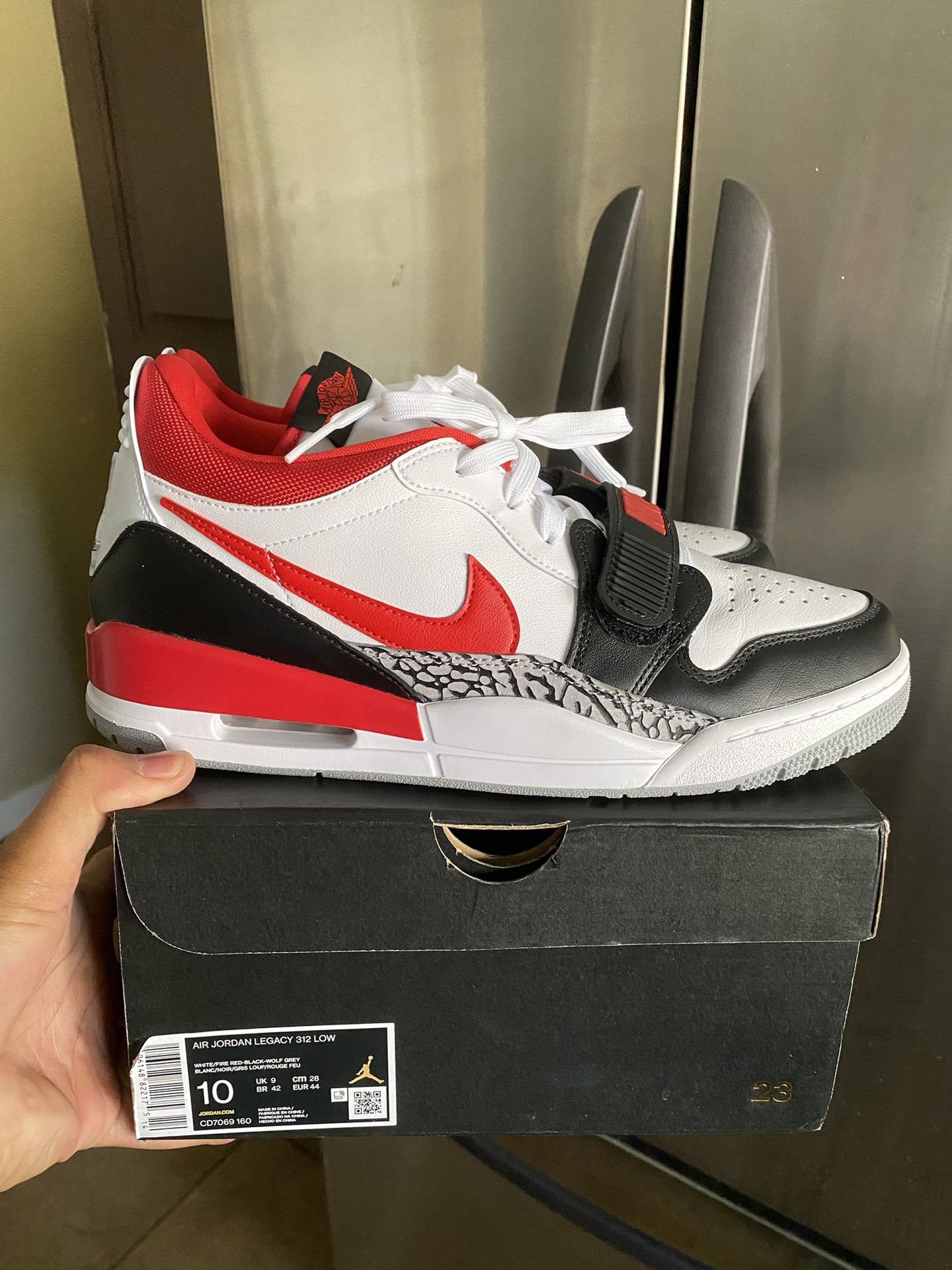 Jordan Retro Legacy $60 FIRM