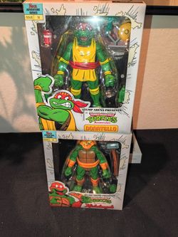 NECA Teenage Mutant Ninja Turtles Adventures Michelangelo & Donatello.