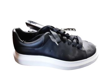 Alexander Mcqueen 553680 Whgp7 9000 Black