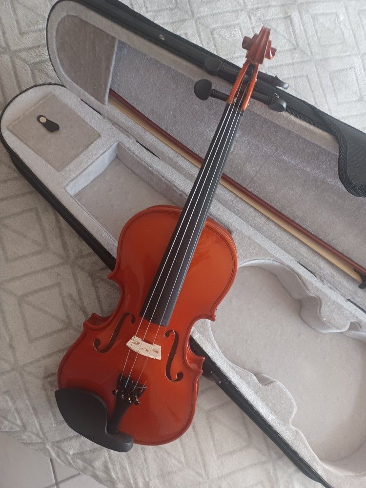 VIOLIN NUEVO 3/4 Junior Size.