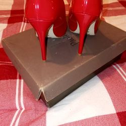 Red 8 1/2 4-in Heels