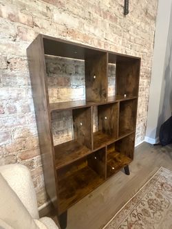 Bookshelf