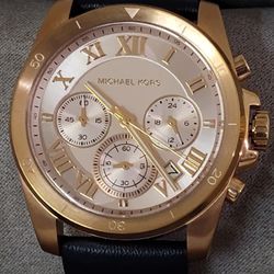 Michael kors Watch new with case and tag