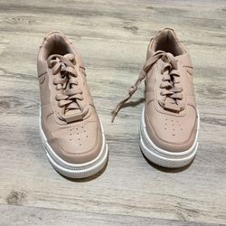 Women Nike Air Shoes Size 7