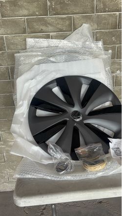Tesla model 3 Hubcap