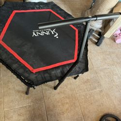Sunny Health & Fitness Indoor Mini Exercise Rebounder Fitness Trampoline with Adjustable Handlebar