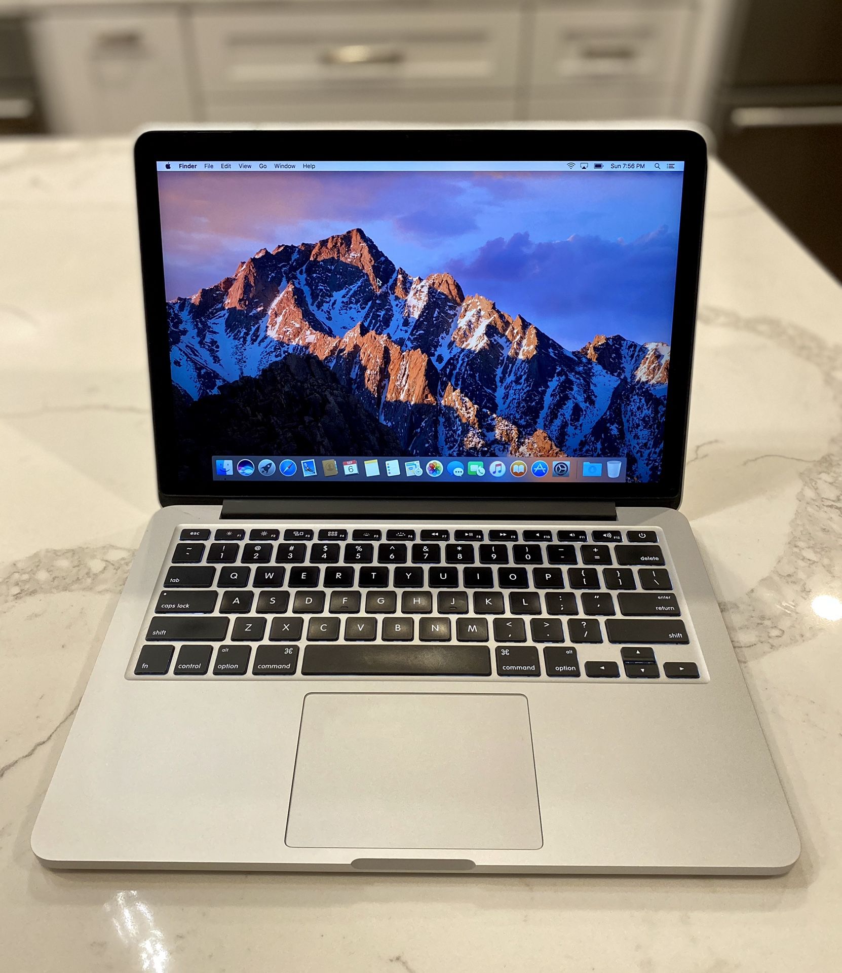 MacBook Pro 13” Laptop, Core i5 Retina 2.7GHz, 8GB Memory, 256GB SSD (2015)
