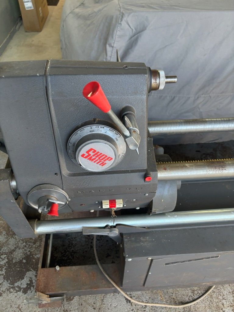 Shopsmith Mark VII (7) Bandsaw plus accessories Plus Vacuum and tilt. See photos