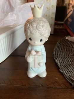 Precious Moments Statue
