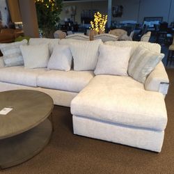 Brand New Modern Sofa Sectional Couch 