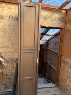 Floor to ceiling linen tower