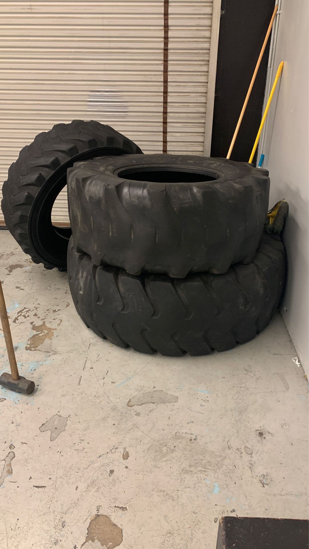 Big tires free