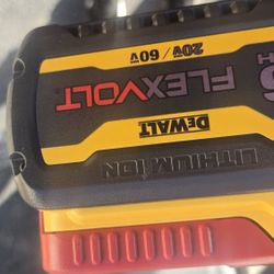 DEWALT FLEXVOLT  6AH BATTERY 20V 60V NEW  $120*****