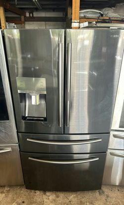 Samsung 4-Door Refrigerator (French Door Fridge with Drawer Freezer) - Water Dispenser LED Lighting