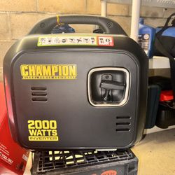 Generator Champion Global Power Equipment 2000 Watts Inverted