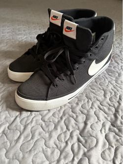 Nike court legacy canvas MENS SIZE 11
