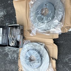 2012 Nissan Sentra 2.0 Front Rotors And Pads 