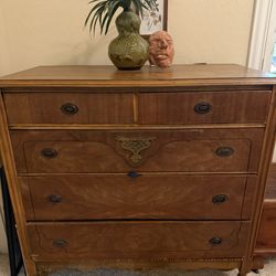 Antique 5 Drawer Dresser