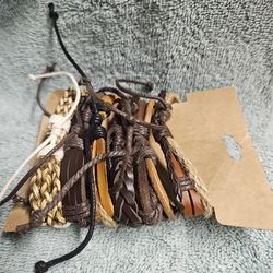 Men’s/Women’s Boho Leather Bracelet Set (New)