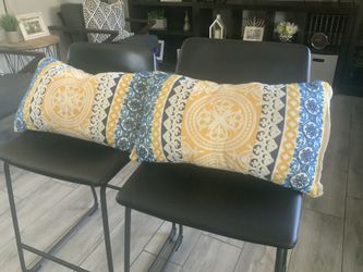 Pillows Cushions Set