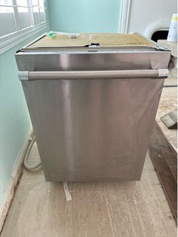 Thermador dishwasher