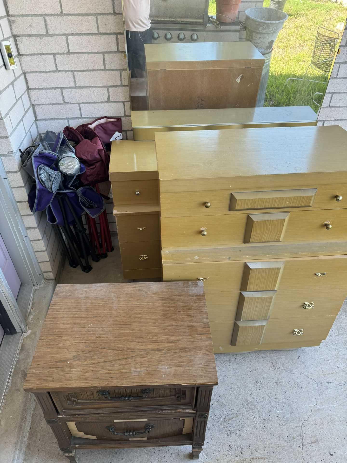 Bedroom Drawer Set And Night Stand