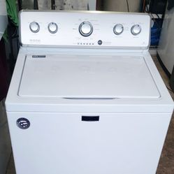 WASHER WASHING MACHINE.  HEAVY DUTY 110 V.  LIKE NEW 