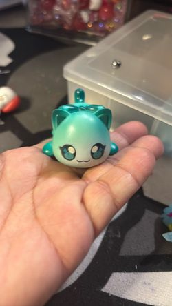 Small Teal Kawaii Cat Mini Figure