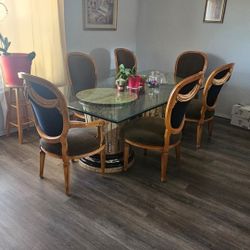 6-chair dining room. 