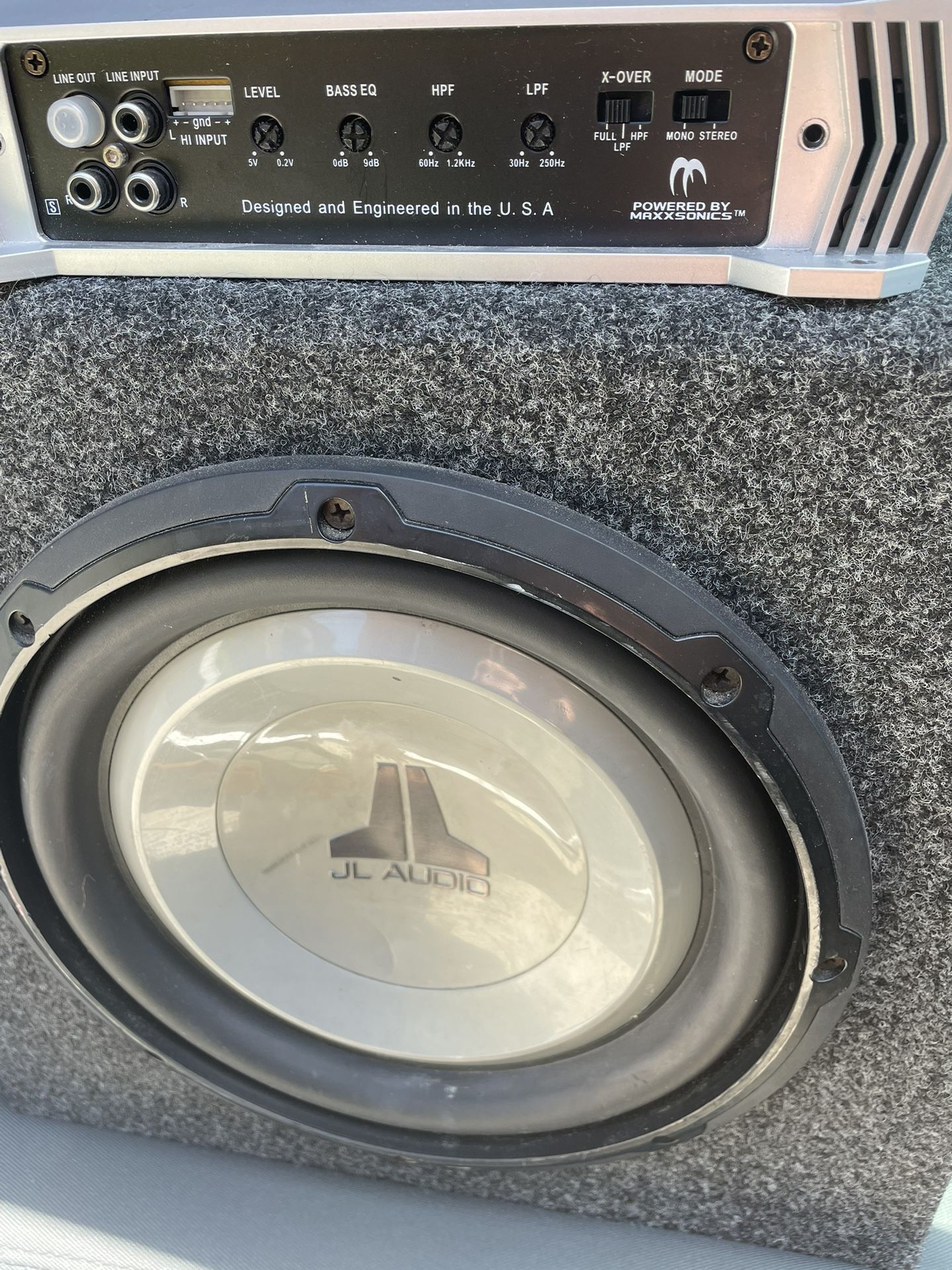 10” JL Audio Car Subwoofer And Amplifier. 