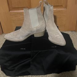 Amiri Suede Chelsea Boots Retail $1300+