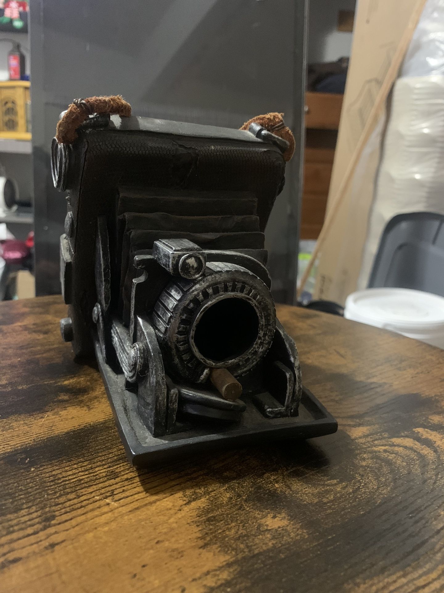 ENSENG Vintage Camera Decor