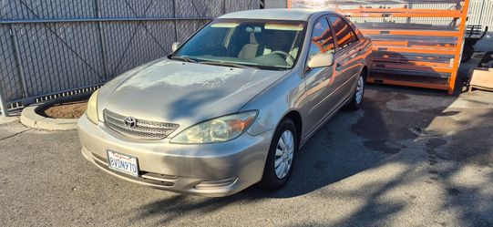 2004 Toyota Camry