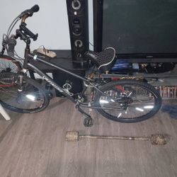 New Specialized Sport  Schwinn 26" 