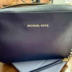 Michael Kors Navy Crossbody Purse 